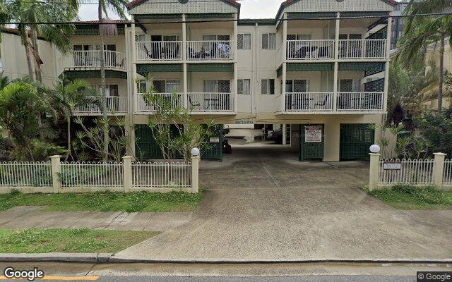 Unreserved Undercover parking 2 min from Toowong Village