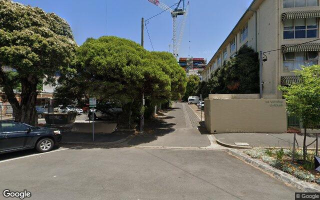 Spacious Fitzroy parking space near CBD