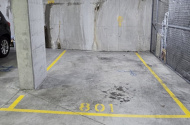Great parking right next to Crows Nest Metro and 5 min walk to St. Leonards train station