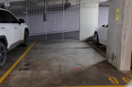 Secure & Convenient Indoor lot parking in Ultimo
