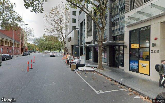 Parking space near Vic Markets and Flagstaff gardens