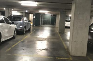 Secure underground parking - Care car park Albert Street