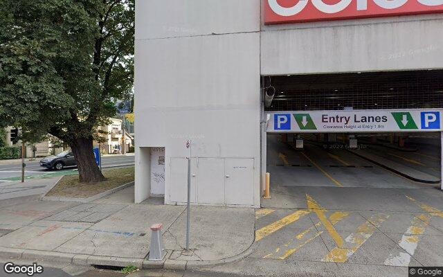 Footscray - UNRESERVED Parking near Station