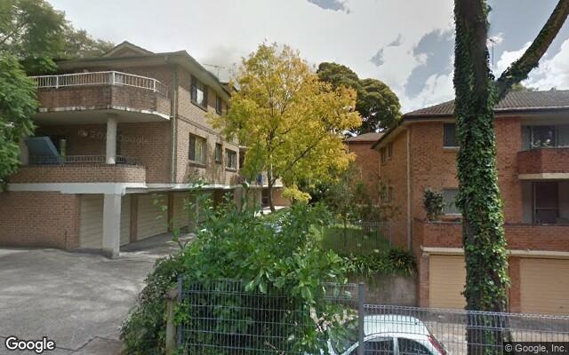Lock up Garage 5 mins to Hornsby Station for Rent!