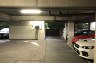 Private car space seconds to Centennial Park