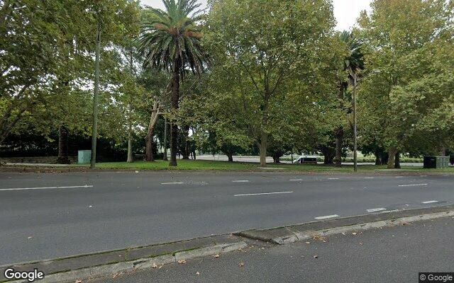 Randwick - Great Outdoor Parking Near Tram Station