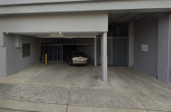 Secure Indoor Garage near UNSW (2 mins) and Light Rail (5 mins)