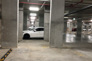 Waterloo - Secure Parking next to East Village