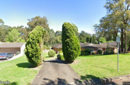 Great security parking space 3 mins to Hills showground Metro