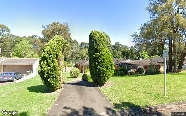Great security parking space 3 mins to Hills showground Metro