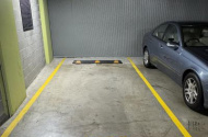Secure Parking Spot for Rent, Ideal for A1 and A7 Residents and Classic Cars