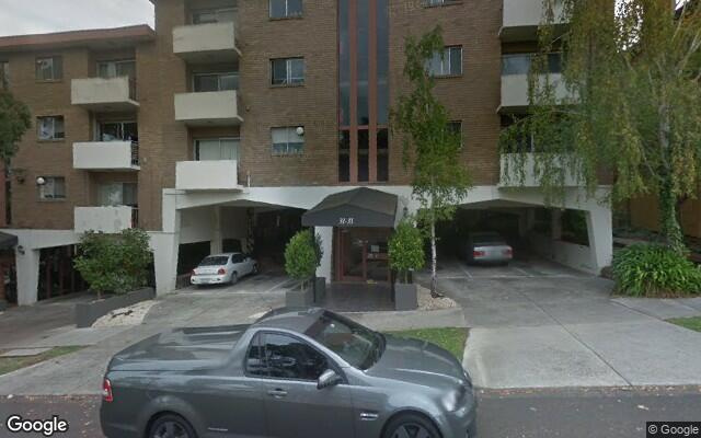 Central Toorak Rd, South Yarra Parking - 3 min walk from train station and 7 min walk from Chapel St
