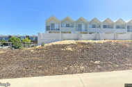Easy no fuss access, safe area. Bus stop metres away, close to train station & freeway.
