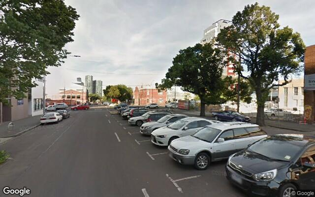 Melbourne CBD car parking near to flagstaff garden