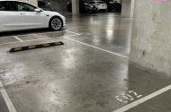24/7 accessible undercover secure parking space. near flagstaff garden.