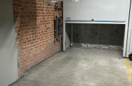 Secured parking space with bonnet storage 350mt from Bondi Beach