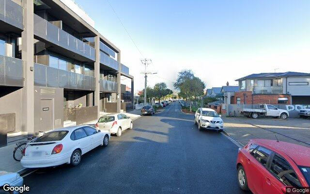 Safe and secure indoor parking - garage remote and lift access to ground