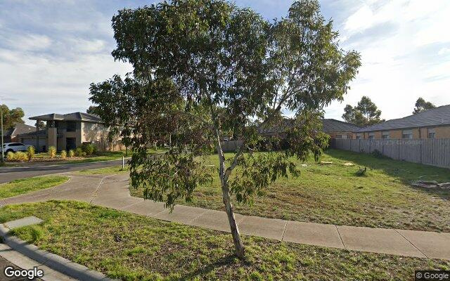 Brookfield - 600sqm Truck Parking Block near Bus Stops