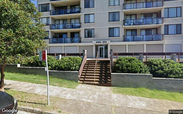 Bondi Lock Up Parking Spot