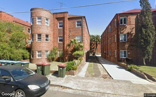 Great location close to Westfield, Bondi Road, 10 minutes walking to Bondi Junction Train Station
