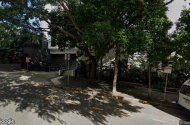 Great parking near CBD and Victoria park, 2 minute walk to bus station route 30 into the city