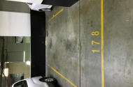 Meriton apartment underground car space in waterloo/zetland