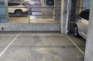Spring Hill - Great Undercover Parking Near CBD