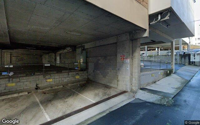 Spring Hill - Great Undercover Parking Near CBD