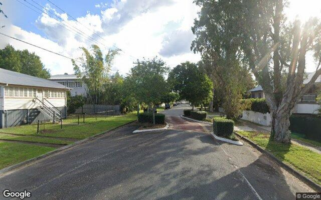 UNDERCOVER Secure/ close to CBD - Windsor- close to public transport SHADE