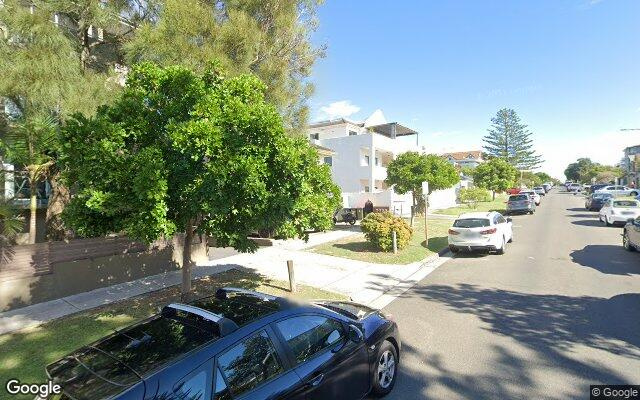 Great Private Covered Parking and Storage Unit One Street Away from Bondi Beach