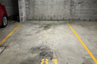Chippendale - Secure Indoor Parking close to The Notre Dame UNI #2