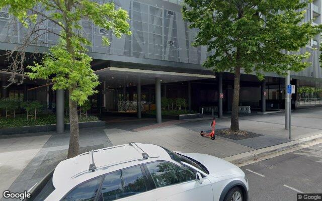Secured underground parking in City(Manhattan Apt, 240 Bunda St)