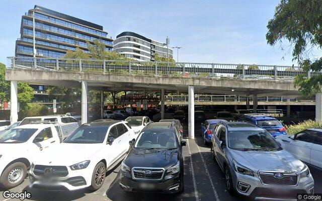 Secure Unreserved Parking on Burke Road