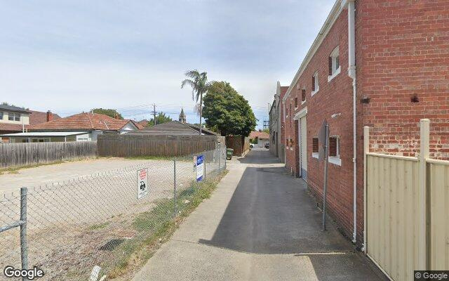 Secure Parking Space Hawthorn near Auburn Station