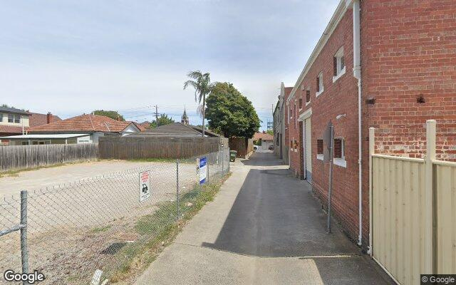 Secure Parking Space Hawthorn near Auburn Station