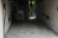 Secure lock up garage available in the heart of coogee, 5min walk to beach & 1min to city bus