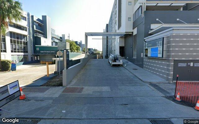 VERY BIG parking slot near the Royal Brisbane Women's hospital RBWH