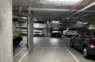 Great parking space near CBD, Lyon Street