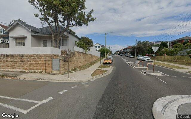 Coogee Beach Driveway Parking
