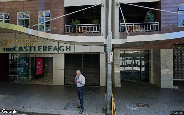 Sydney CBD - secure indoor car park near Town Hall & Gadigal Metro Station