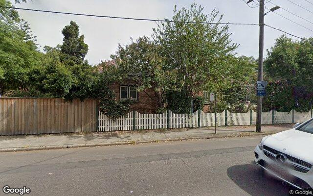 2 min walk to strathfield station and other amenities