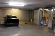 Southbank - Indoor parking space near Crown