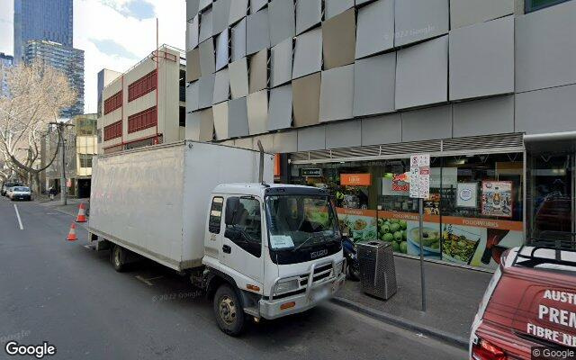 Great parking space at prime location. Nearby crown. Few minutes walk to flinders station.