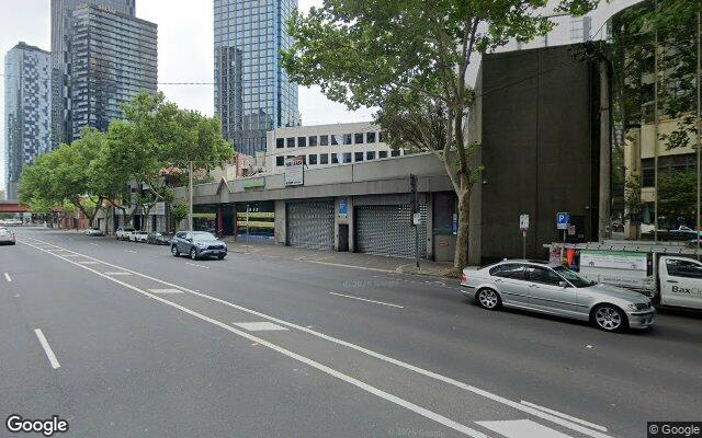 Convenient and safe parking space near cbd