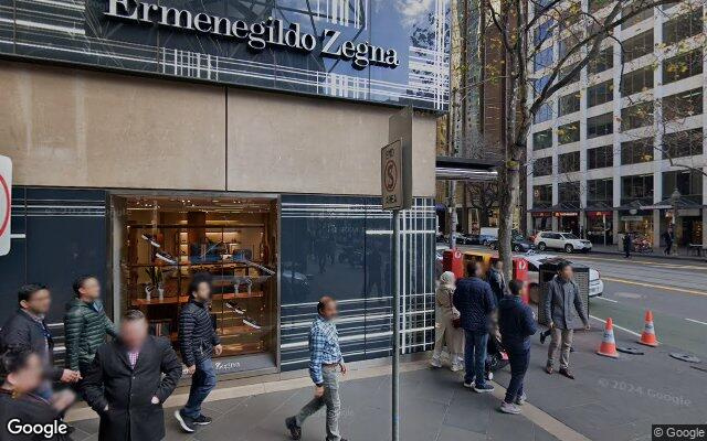 Melbourne CBD-Collins St, Paris End (next to Hotel Sofitel) Safe & Great Spot & Very Convenient