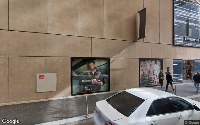 Melbourne CBD-Collins St, Paris End (next to Hotel Sofitel)  Safe & Great Spot & Very Convenient