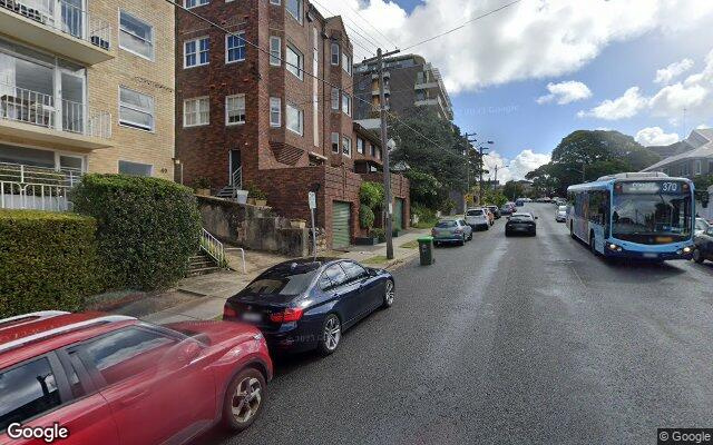 Carpark 5mins to Prince of Wales Hosipital, 1km to Coogee Beach