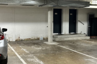 13 Mins walk to Green Sq / Redfern Station, indoor parking