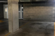 Reid - Convenient Underground Parking close to the City