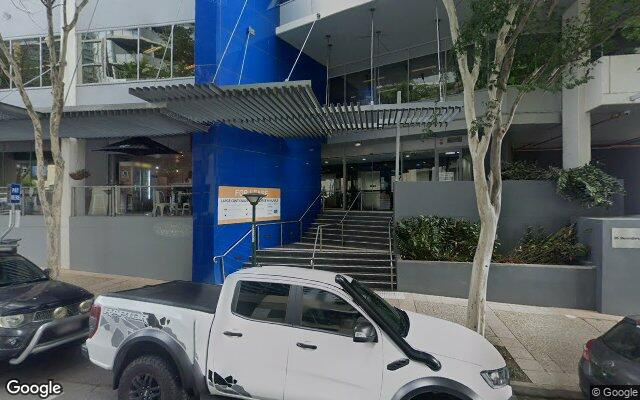 Parking space in a safe high end building in boundary st south Brisbane/west end 800 meters to CBD
